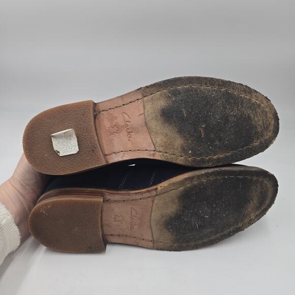 Clarks Mens Navy Blue Suede Clarkdale Penny Loafers size 9 M Crepe Sole Career